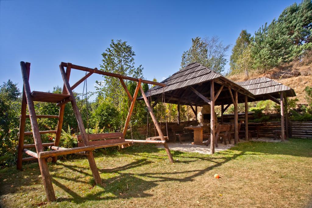 Domek Z Kominkiem W Krynicy Villa Krynica-Zdrój Exteriör bild